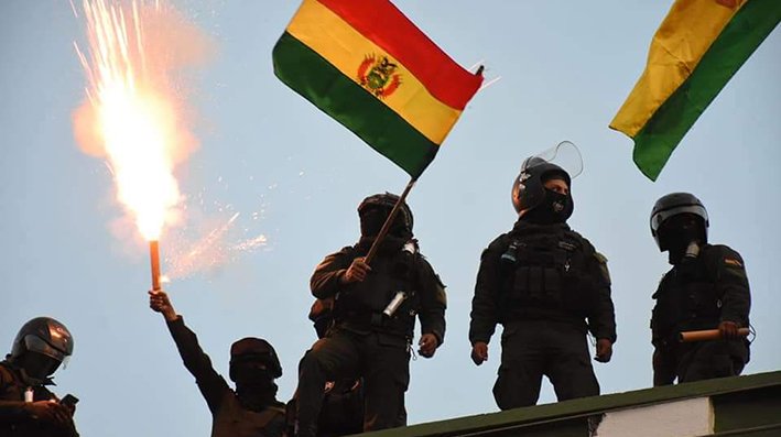 Grupo de Puebla afirma que Camacho fue responsable del amotinamiento de policías y militares en 2019