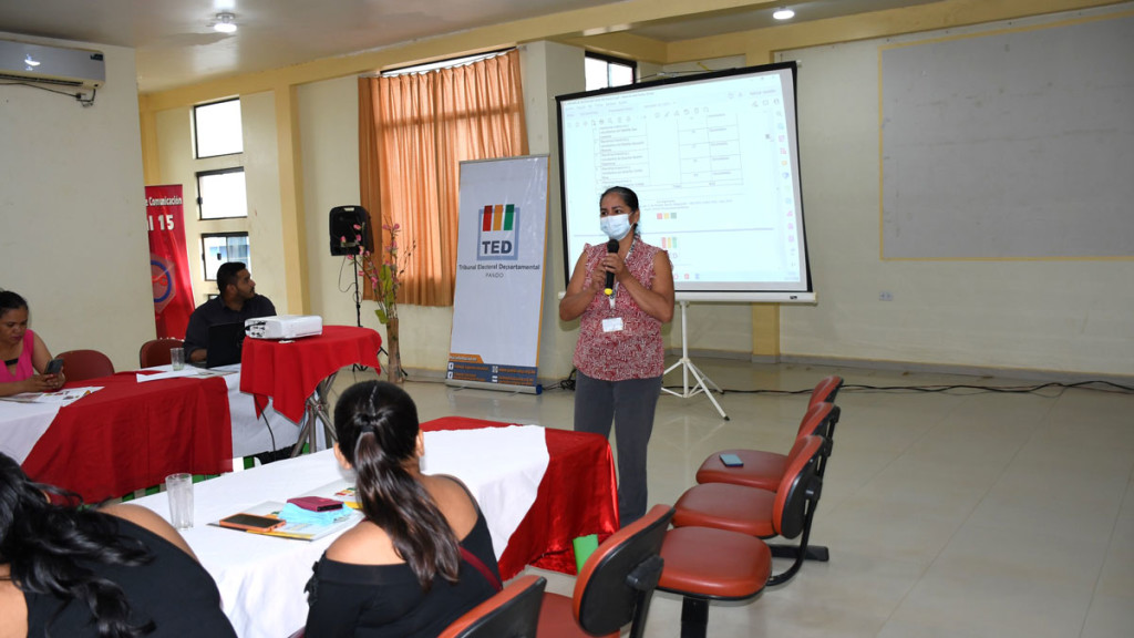 Concejalas de Pando fijan acciones para prevenir el acoso y violencia política hacia las mujeres