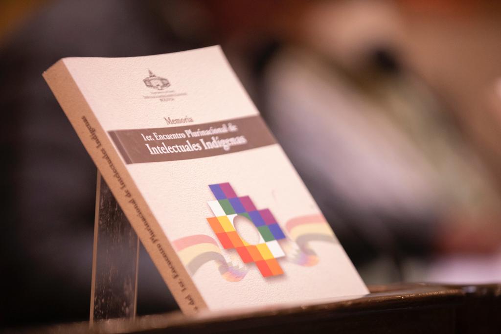 Vicepresidencia presenta memoria del primer Encuentro Plurinacional de Intelectuales Indígenas