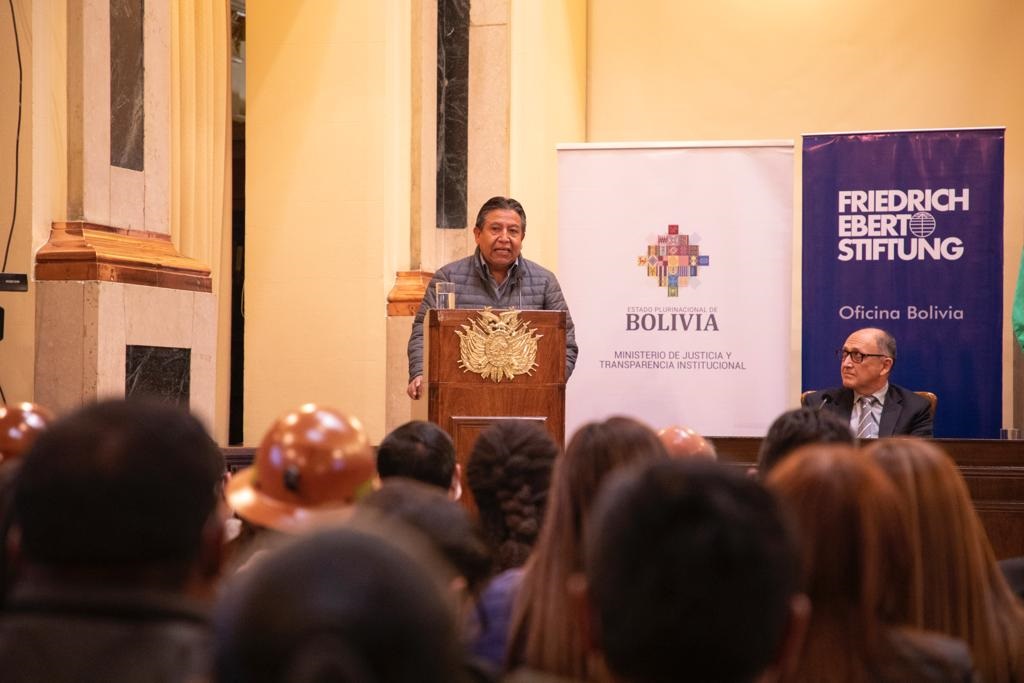 Vicepresidente inaugura serie de Diálogos Plurales para la Transformación de la Justicia en Bolivia