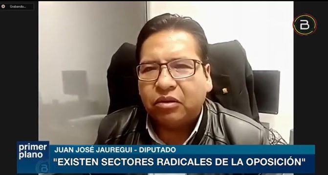 Jáuregui: la oposición inviabiliza la elección del Defensor del Pueblo para dar un “golpe institucional”