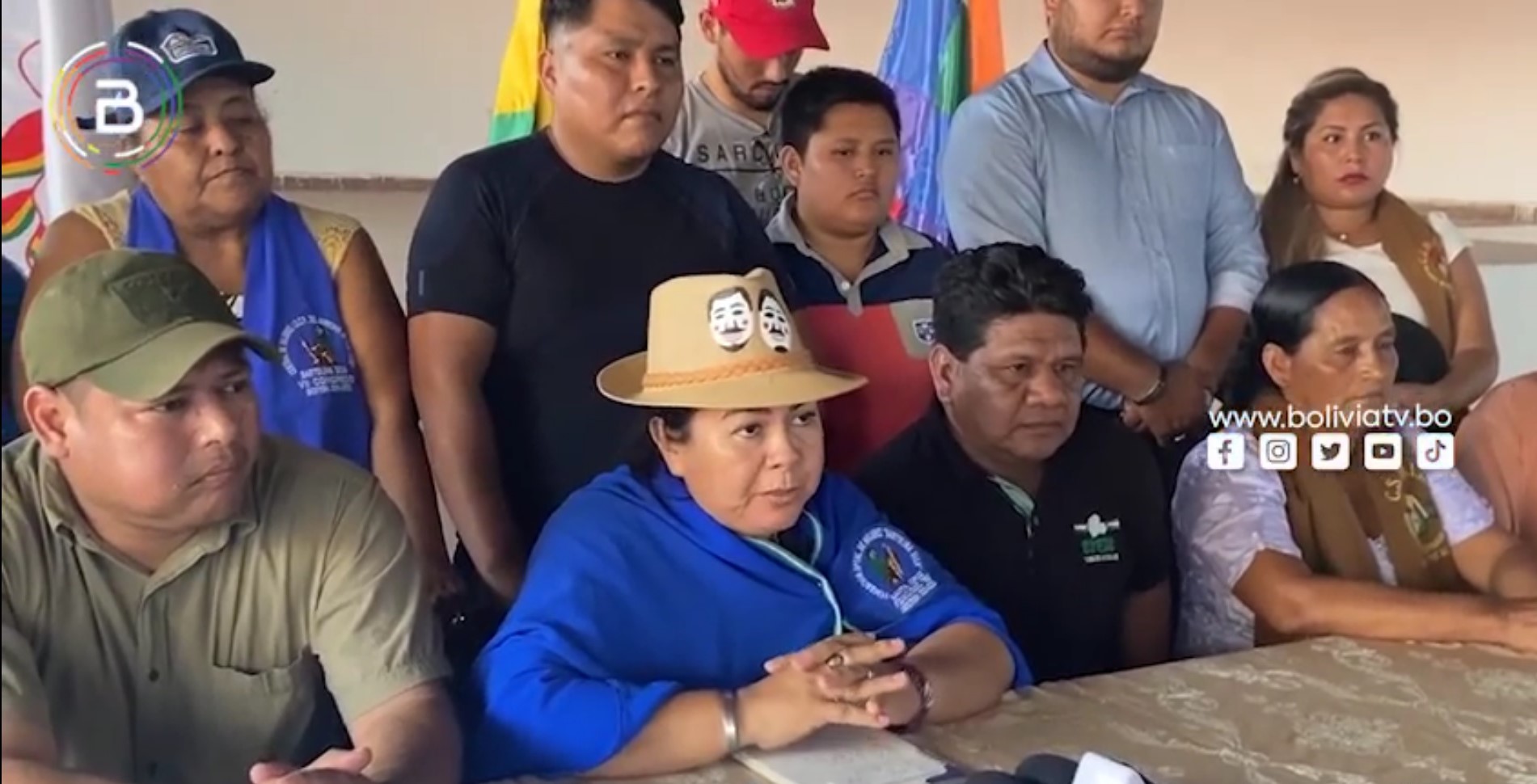 Sectores sociales de las 15 provincias y 56 municipios cruceños confirmaron su presencia en el Gran Cabildo del Pueblo