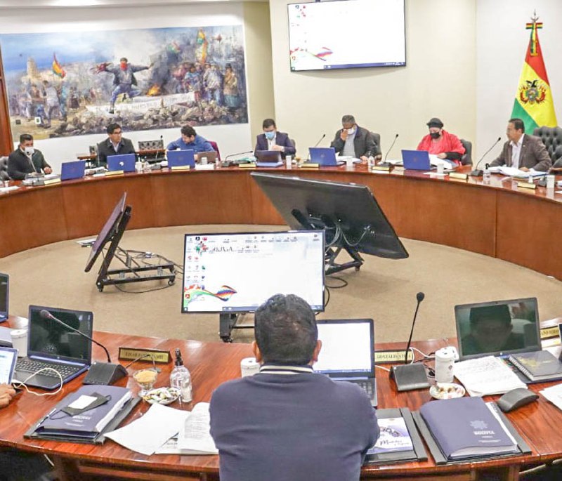 El presidente y su gabinete “proyectan los desafíos” para la gestión 2023