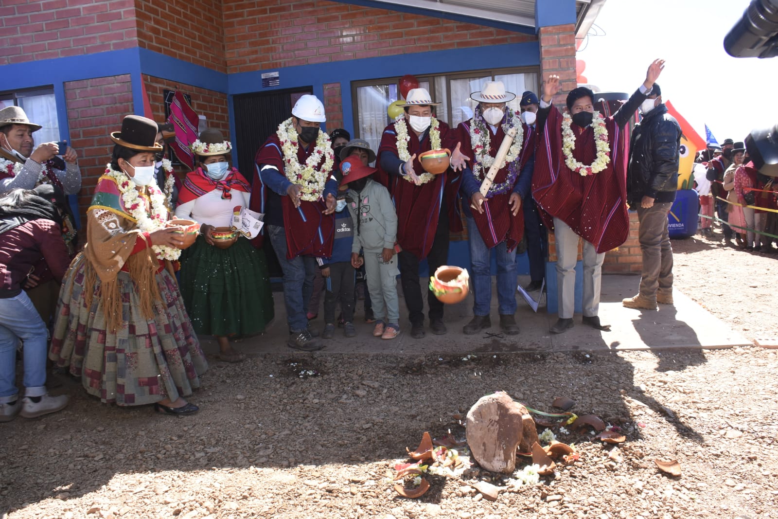 Presidente entrega 35 viviendas sociales en municipio de Papel Pampa