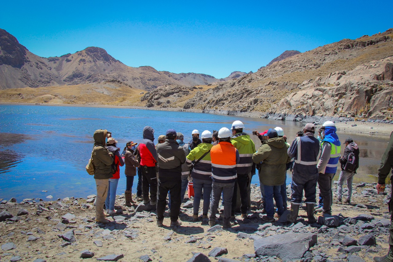 Potosí: Ajam verifica actividad minera ilegal en la laguna Mazuni