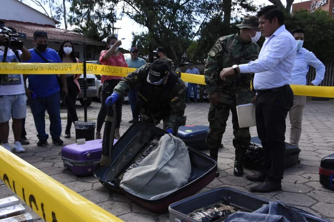 Fuerza antidroga desbarata un clan familiar que trasladaba droga en maletas al exterior 