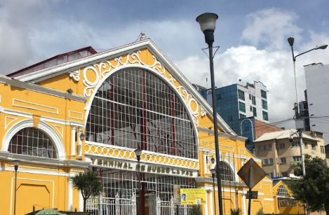 Terminal de Buses de La Paz suspende salidas por bloqueos en carretera a Oruro y Cochabamba
