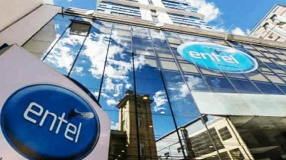 Exgerente de Entel del gobierno de facto es acusado por desvío de $us 389.000