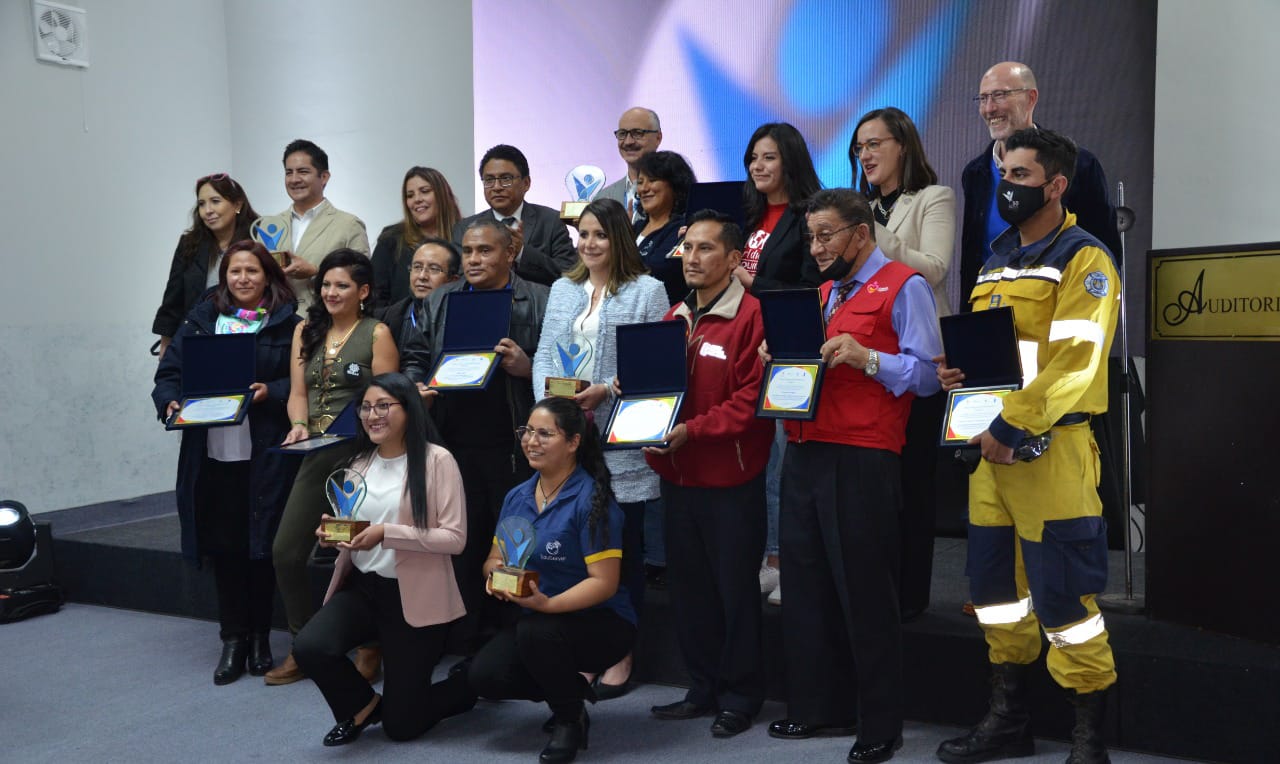 Justicia, PNUD y Voluntarios ONU Bolivia entregan por primera vez el Premio Nacional al Voluntariado “Yanapiri”