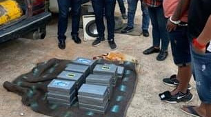 La FELCN secuestra 59,2 kilos de droga ocultados en tanques de combustible de dos vehículos