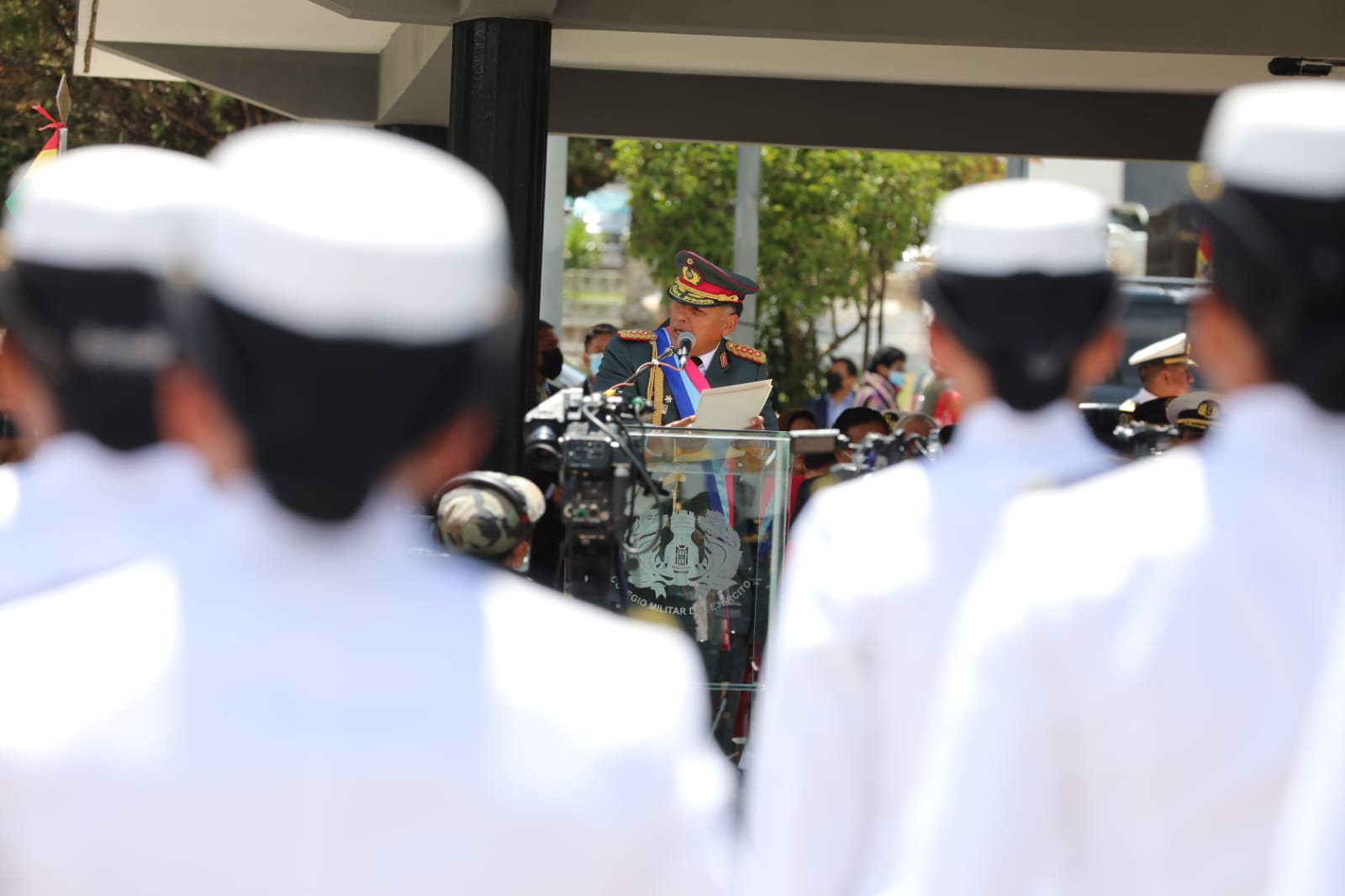 Comandante de las FFAA insta a “mantener la integridad” de la Patria y a garantizar la estabilidad del Gobierno