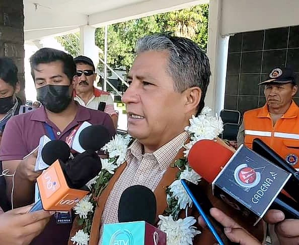 Ministro de Defensa asegura que las FFAA “defenderán al Gobierno legalmente elegido”