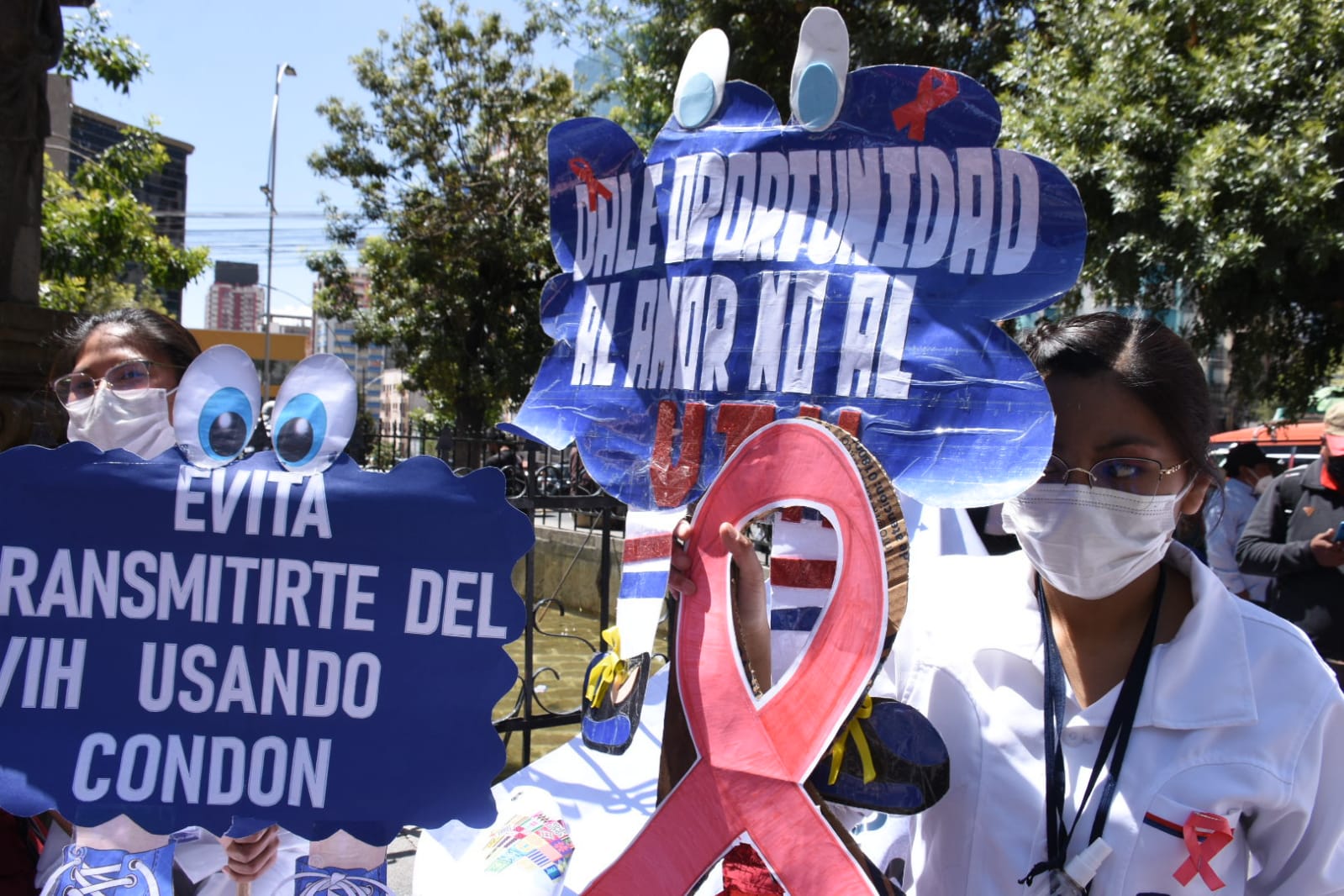 Estigmatización y discriminación impiden el “pleno acceso” al tratamiento de las personas con VIH, según la Defensoría del Pueblo