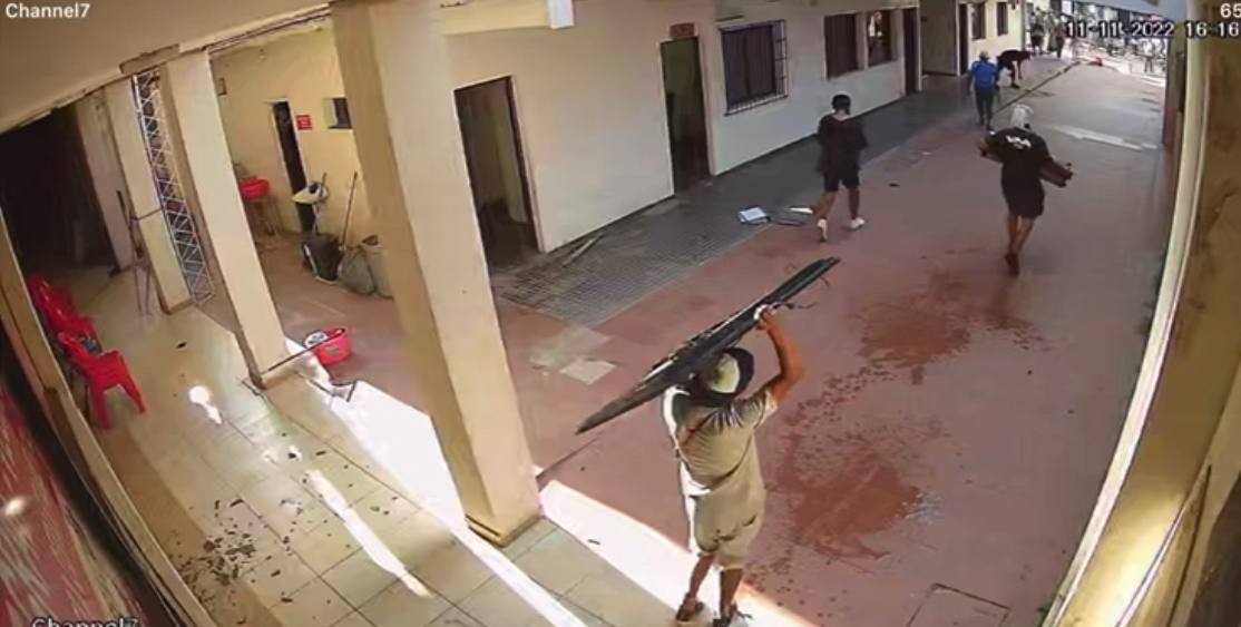 Envían a la cárcel a cuatro presuntos implicados en el saqueo y destrucción de la COD en Santa Cruz