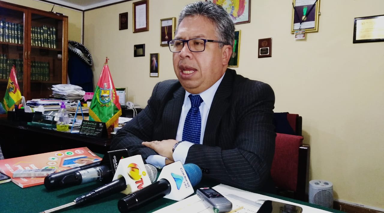 Luis Larrea es aprehendido por el presunto delito de homicidio (adelanto)