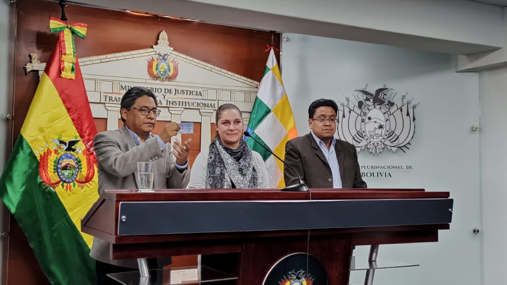 Bolivia implementa un sistema digital que facilitará la entrega de credenciales para abogados