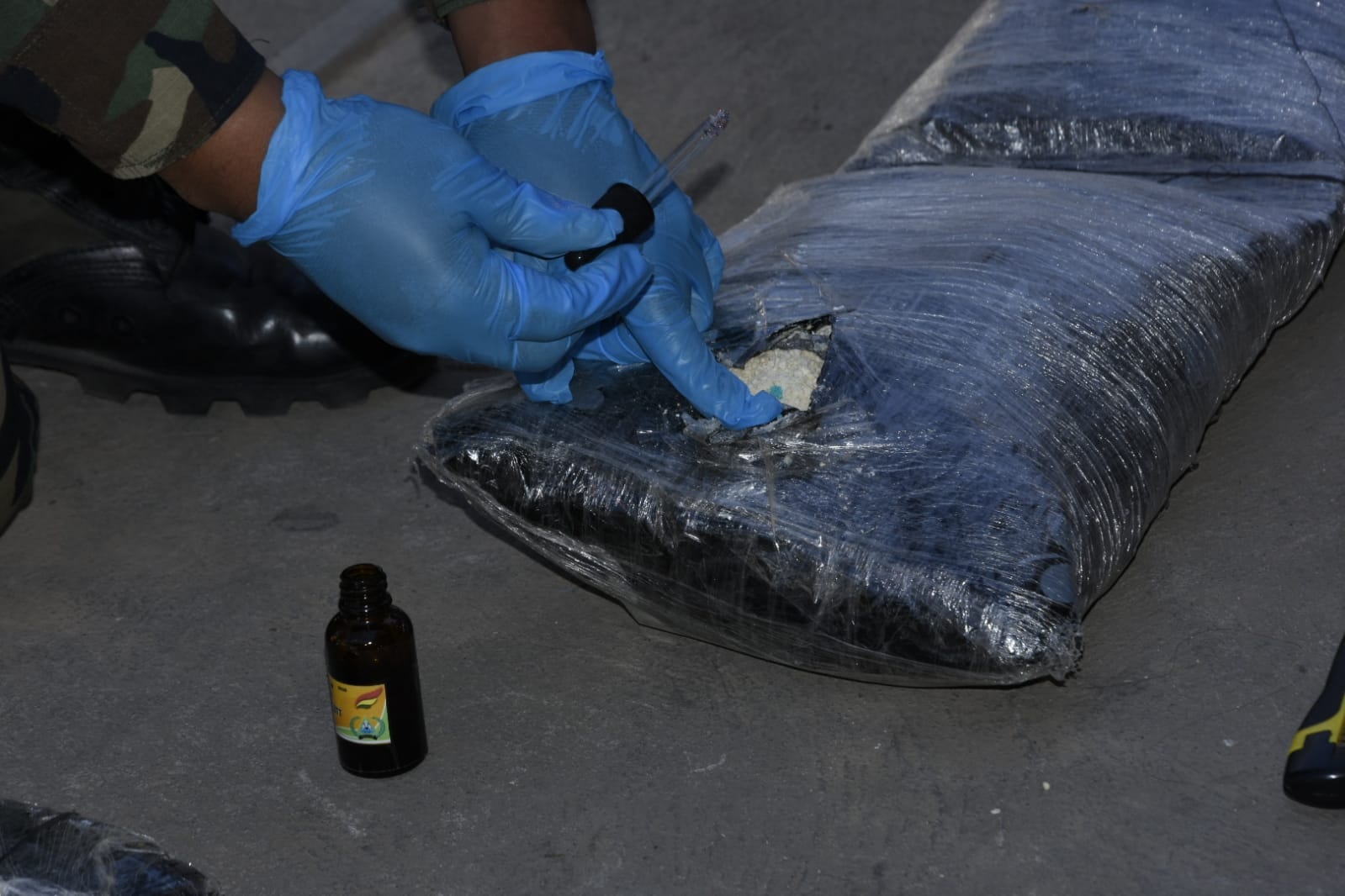 Antinarcóticos incauta más de 30 kilos entre marihuana y cocaína en tres departamentos 