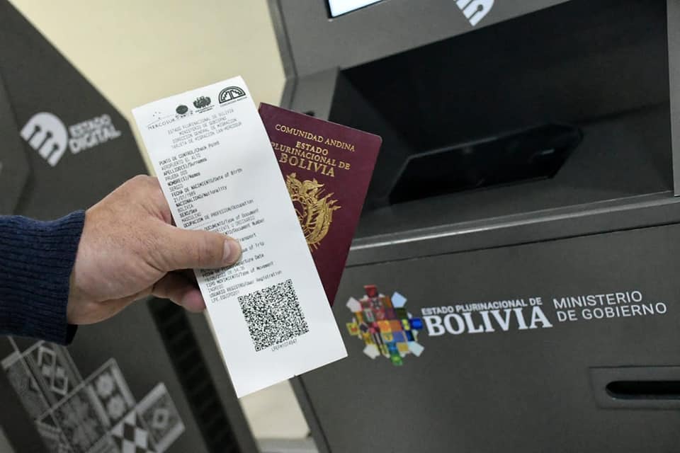 Bolivia estrena moderno control migratorio ED-2 en el Aeropuerto Internacional de El Alto