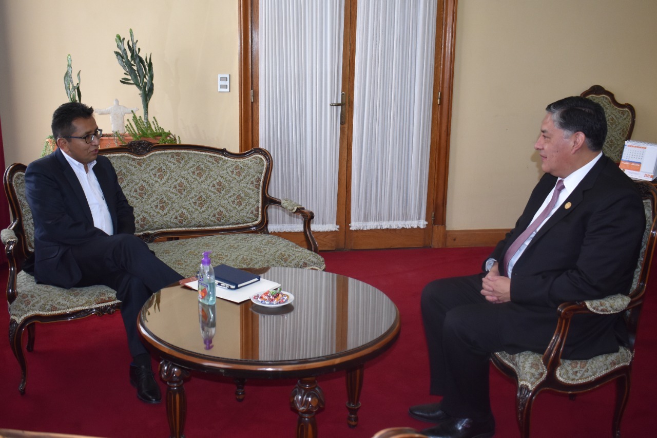 Fiscalía y Defensoría acuerdan mejorar coordinación y hacer “seguimiento” al cumplimiento del informe del GIEI 