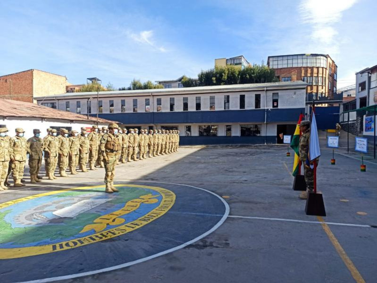 FFAA entregará libreta de Servicio Militar y copia legalizada a premilitares 