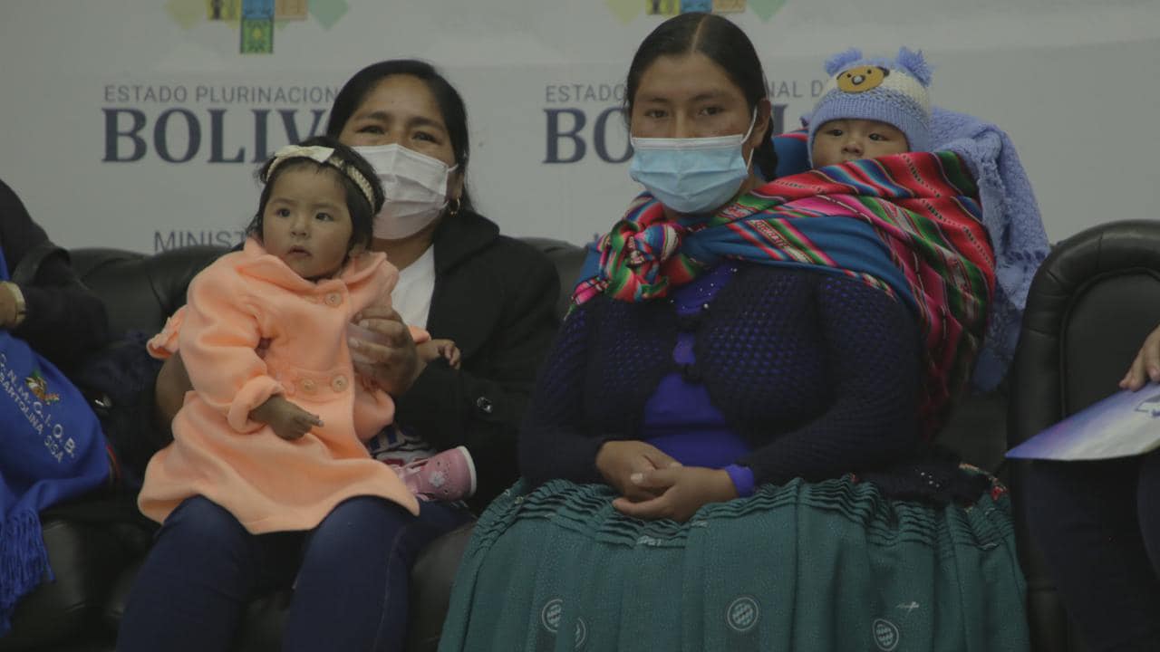 Ministerio de Salud garantiza que la vacuna contra el COVID-19 es segura para las embarazadas