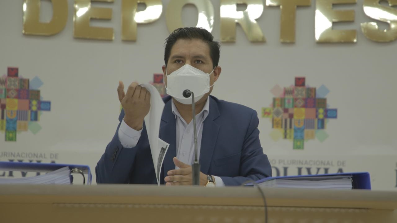 Gobierno y trabajadores en salud llegan a acuerdos y se levantan las medidas de presión