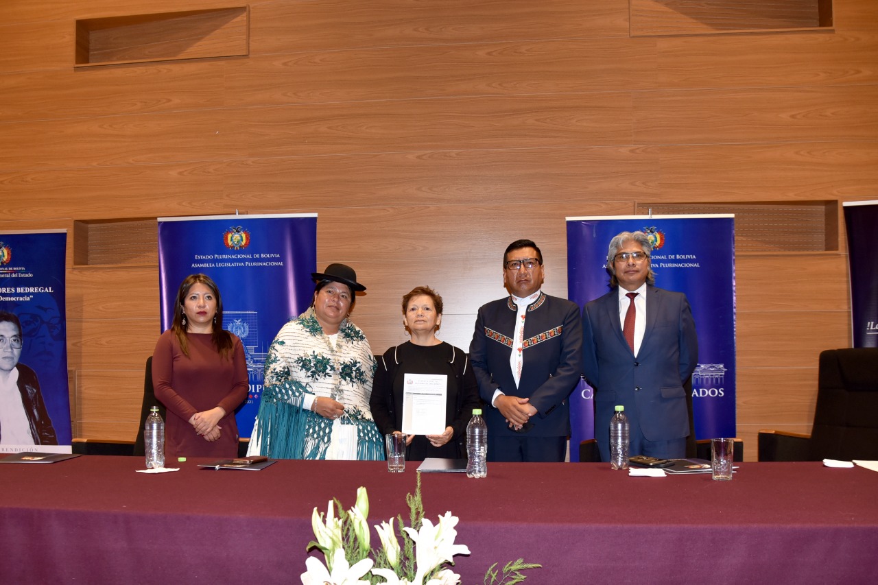 Exdiputado Juan Carlos Flores Bedregal es declarado “Mártir de la Democracia”