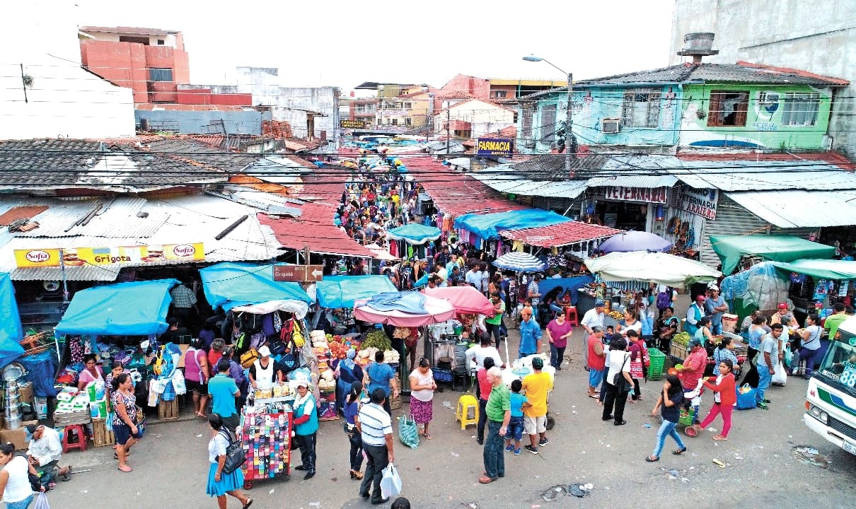 Transportistas, comerciantes y municipios rechazan el paro de Camacho