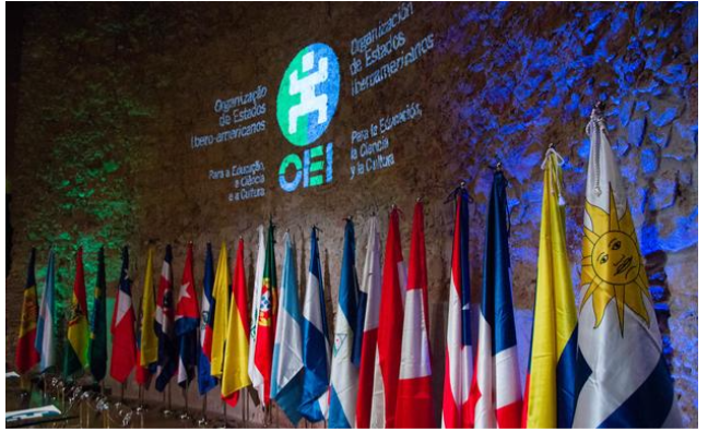 Bolivia gestiona ante la OEI proyectos orientados a la educación con tecnología y a la inclusión de las lenguas indígenas