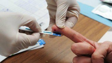 Bolivia tiene 26.207 personas con VIH-SIDA y el Gobierno las asiste con tratamiento gratuito