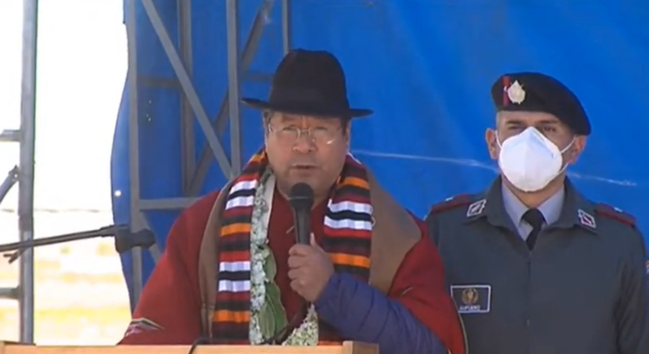 Presidente exhorta a la población a completar el esquema de vacunación contra el Covid-19