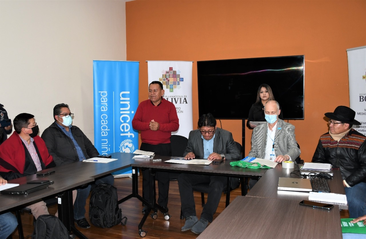 Gobierno y Unicef promueven la educación ambiental en unidades educativas