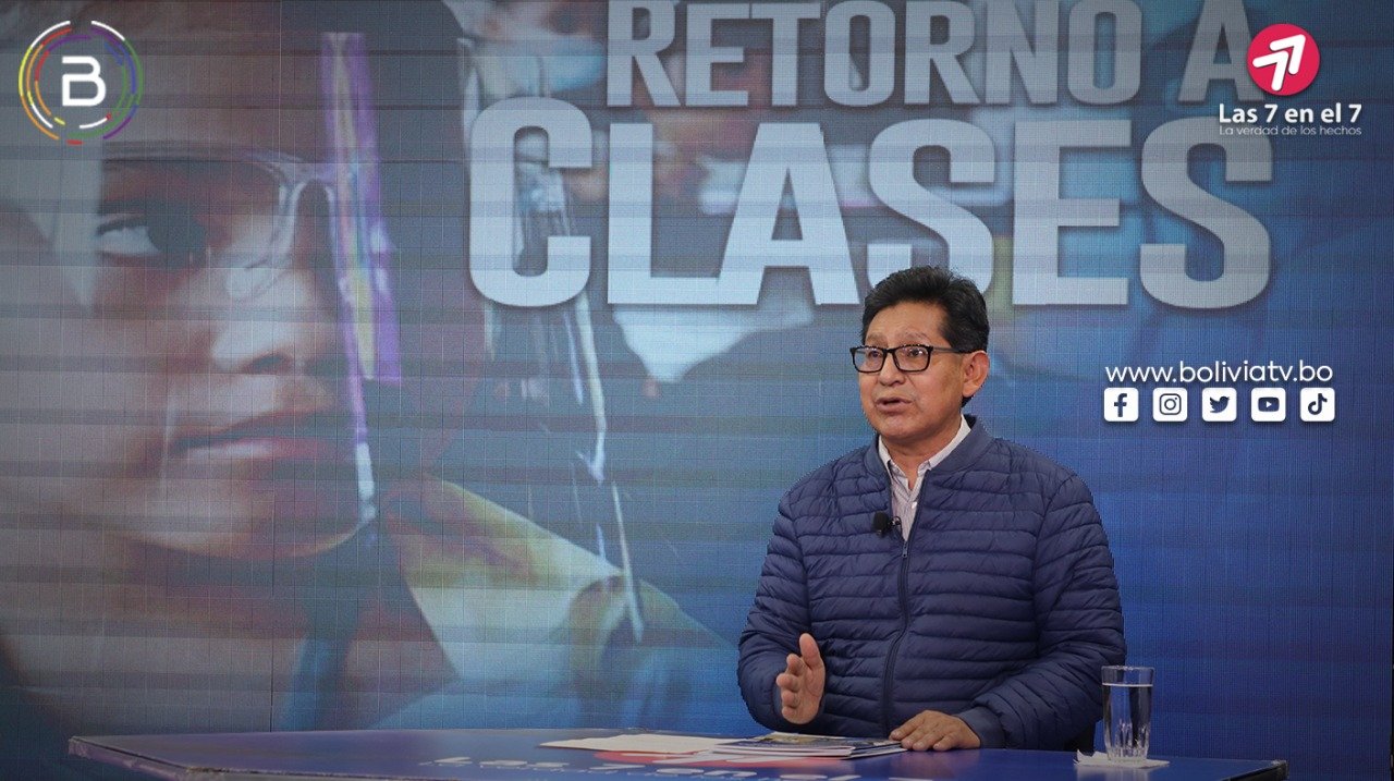 Ministro critica gastos millonarios de Arias en “serenatas" y nada en educación 