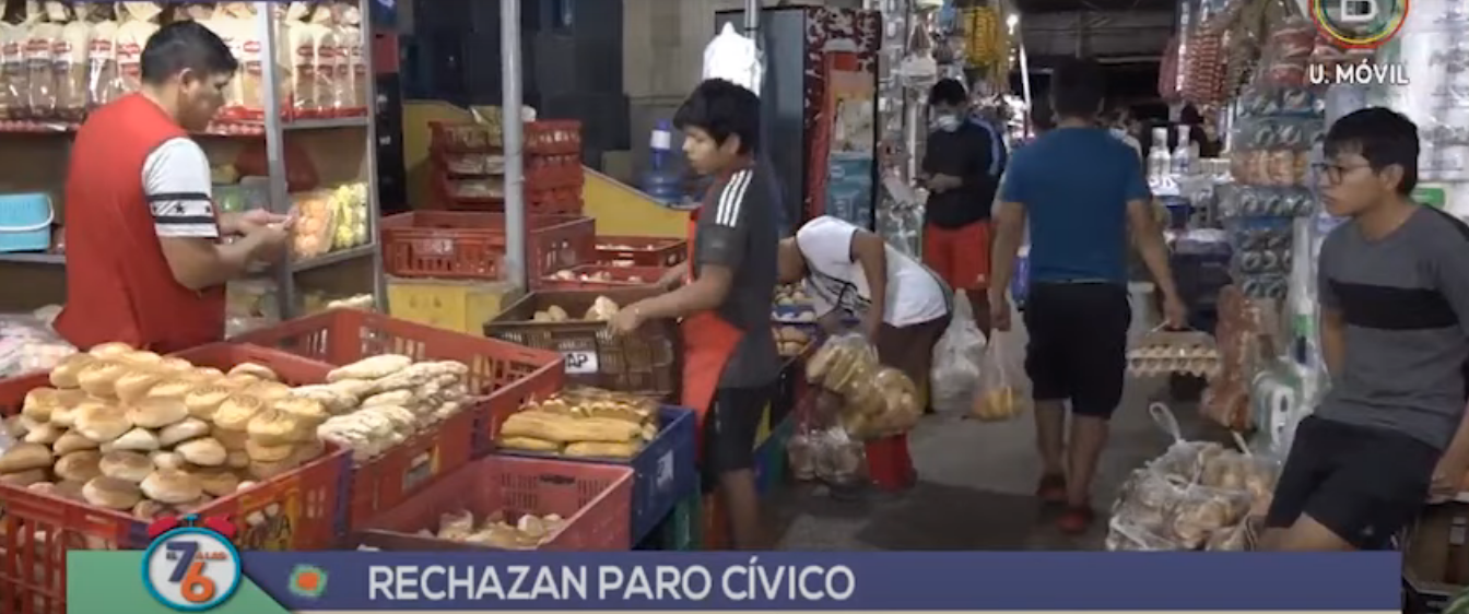 Comercio y transporte trabajan con normalidad en varias arterias de Santa Cruz