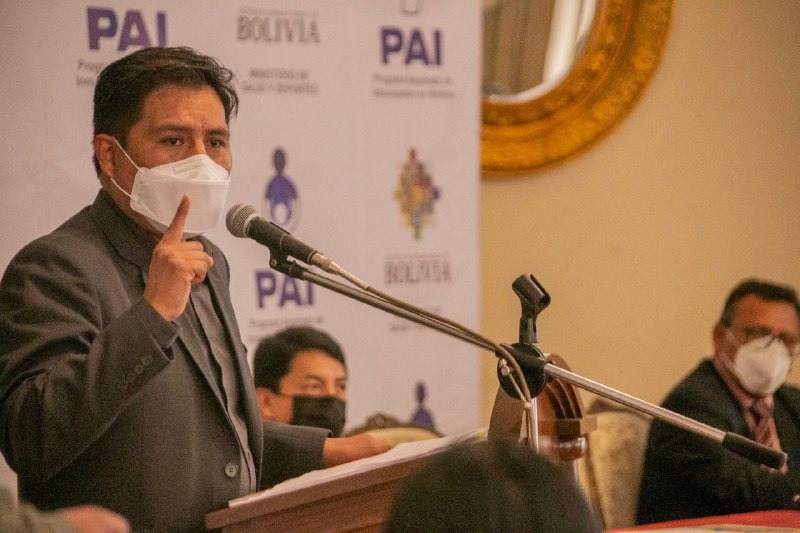 Ministro de Salud recomienda concentrar esfuerzos en la prevención de enfermedades