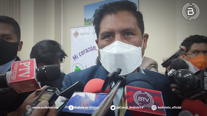 Ministro de Salud anuncia sanciones a Sedes que no reporten variantes de COVID-19
