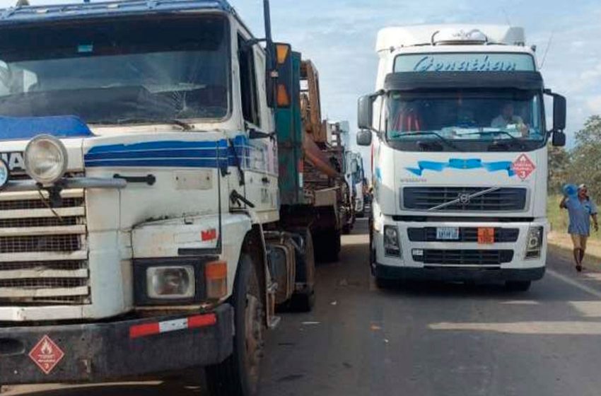 Amdecruz anuncia bloqueo departamental de caminos si Camacho no atiende 53 demandas pendientes