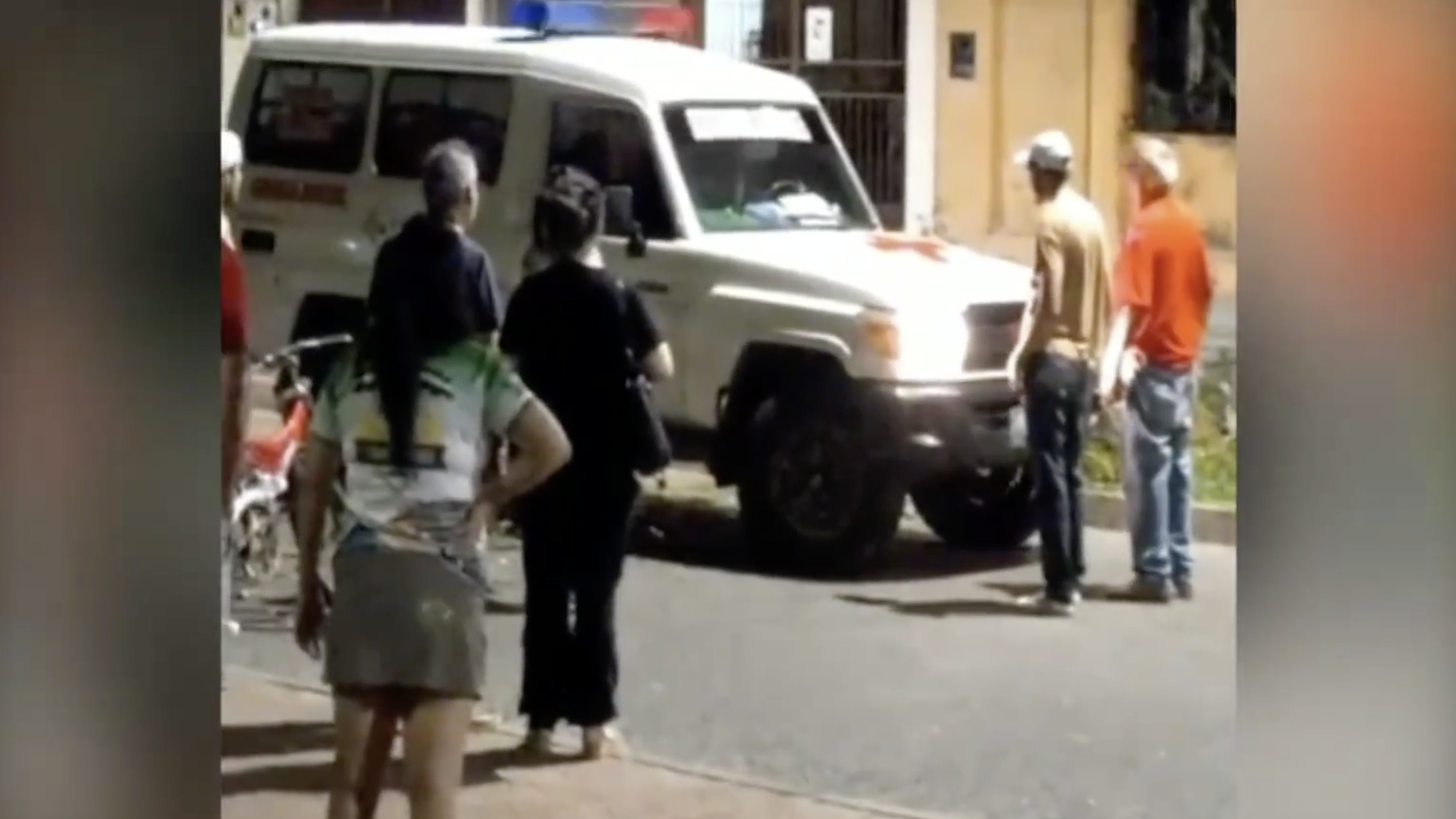 Salud acusa a Camacho de cometer crímenes de lesa humanidad por impedir tránsito de ambulancias