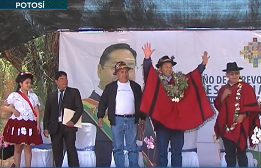 Presidente entrega infraestructura educativa y un Campo Ferial en Cotagaita