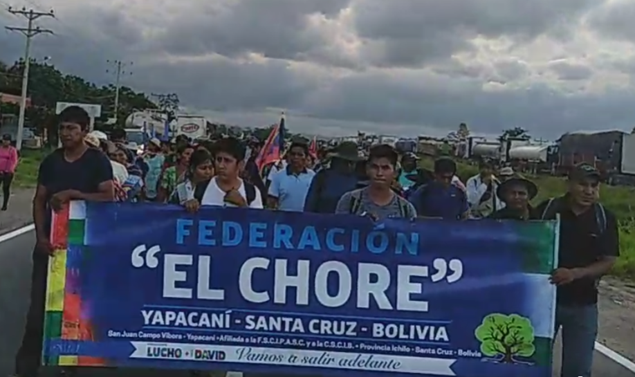 La Gran marcha de Yapacaní se rearticula y reinicia marcha hacia Santa Cruz 