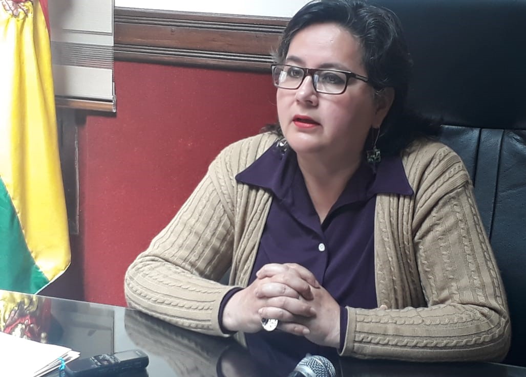 Ministra de Trabajo considera que volver al horario discontinuo requiere de más tiempo