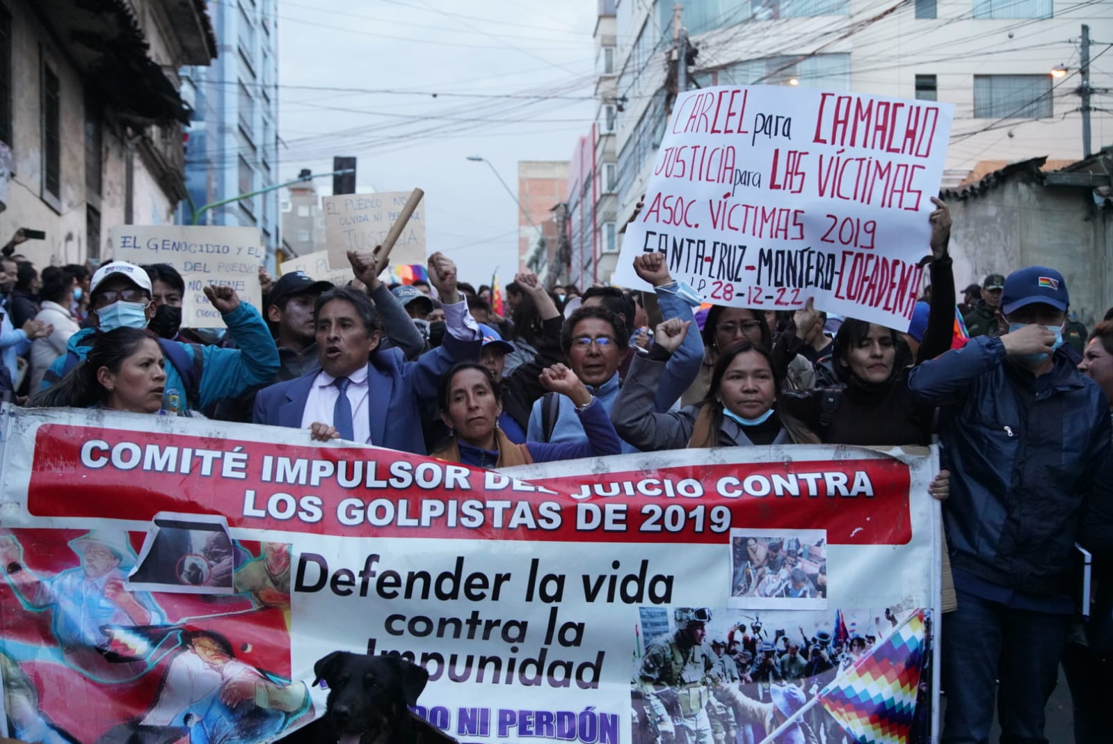 Organizaciones sociales y familiares de víctimas de las masacres de Sacaba y Senkata anuncian vigilia hasta que la justicia sentencie a Camacho