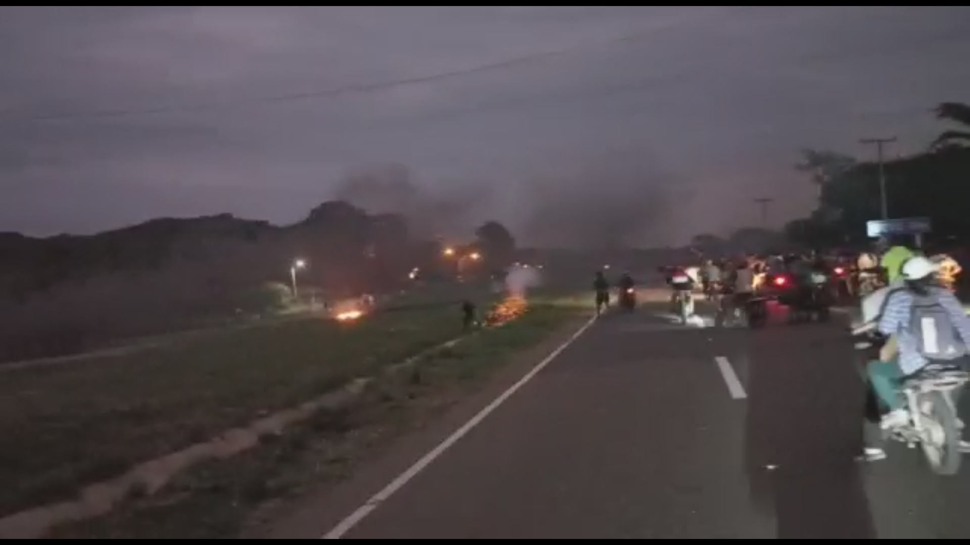 Afines a Camacho tratan de impedir con violencia marchas que piden renuncia de Camacho y cese del paro