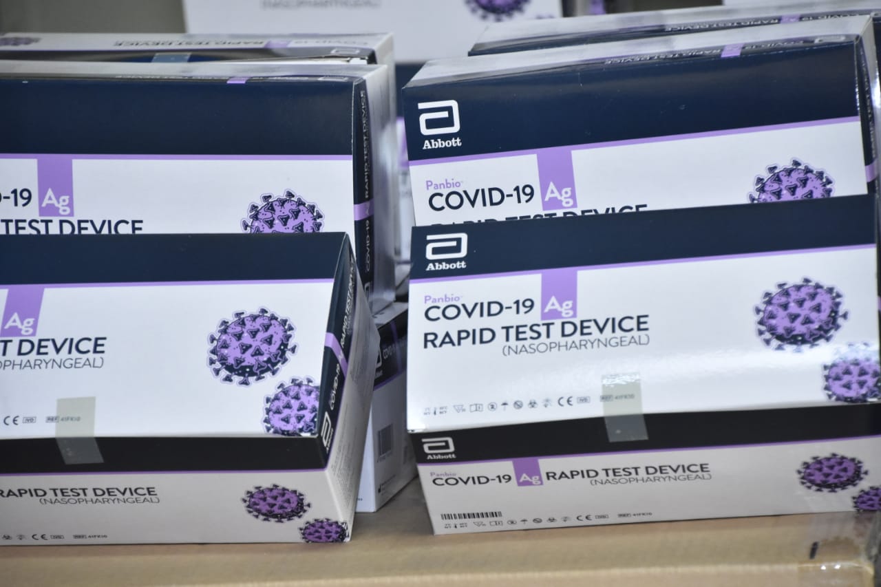 Presidente Arce anuncia que este lunes llega un lote de 650 mil pruebas de antígeno nasal para detección del COVID-19