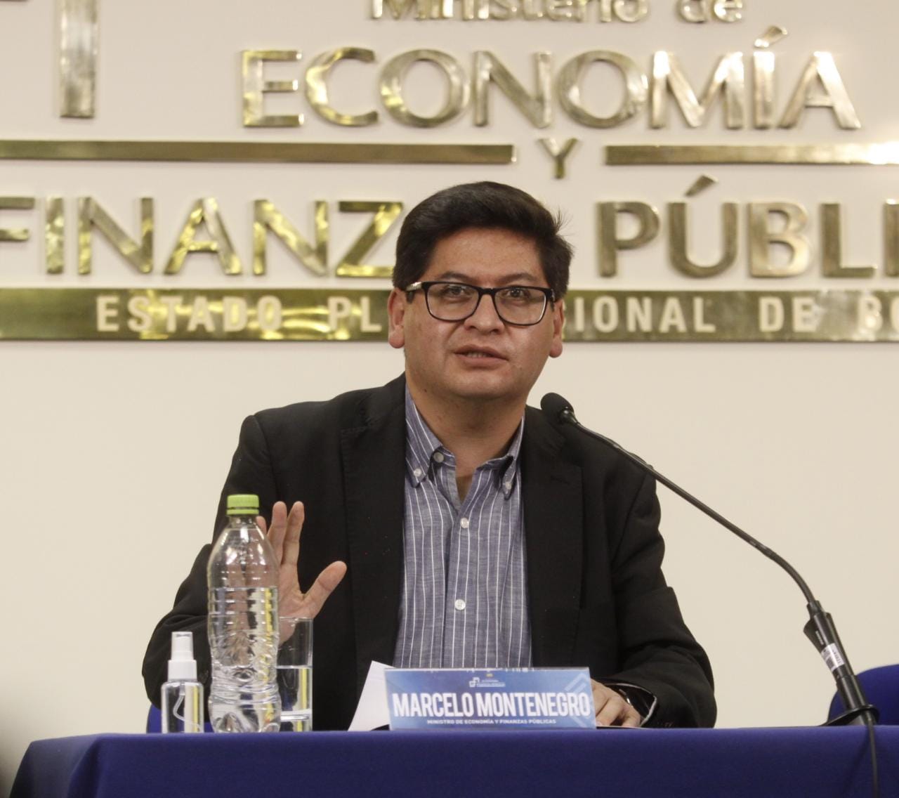 Ministerio de Economía desmiente que acuerdo con transportistas sea un atentado a la estabilidad financiera