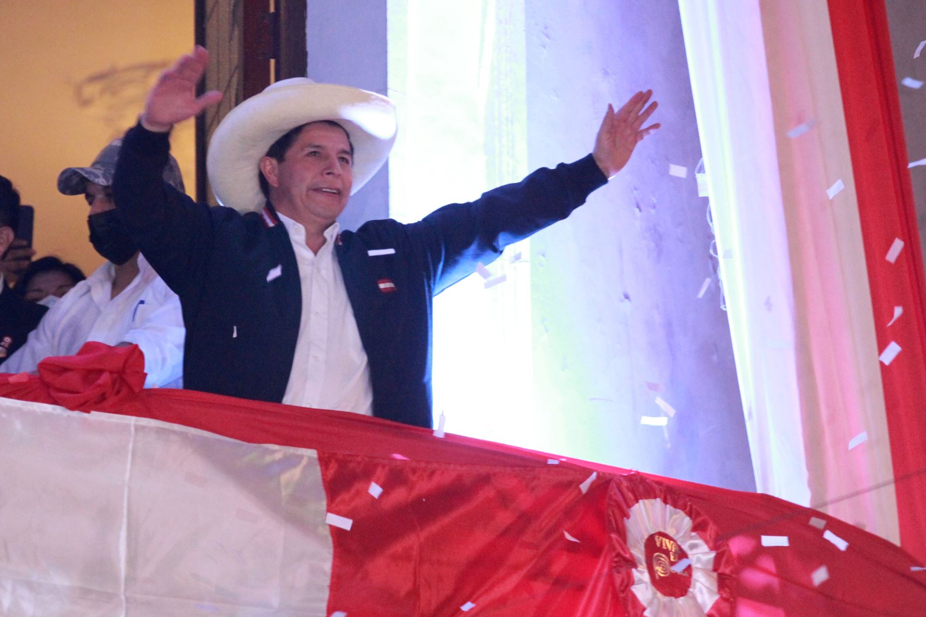 Proclaman a Pedro Castillo como presidente de Perú, a 40 días de la segunda vuelta