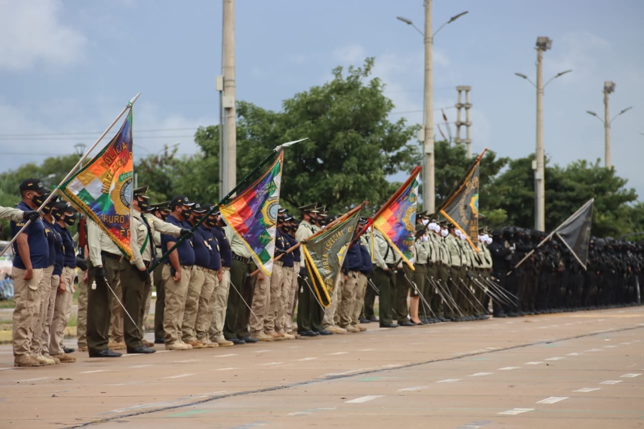 Ministro de Gobierno pide a la FELCC asumir nuevos desafíos en la lucha contra el cibercrimen