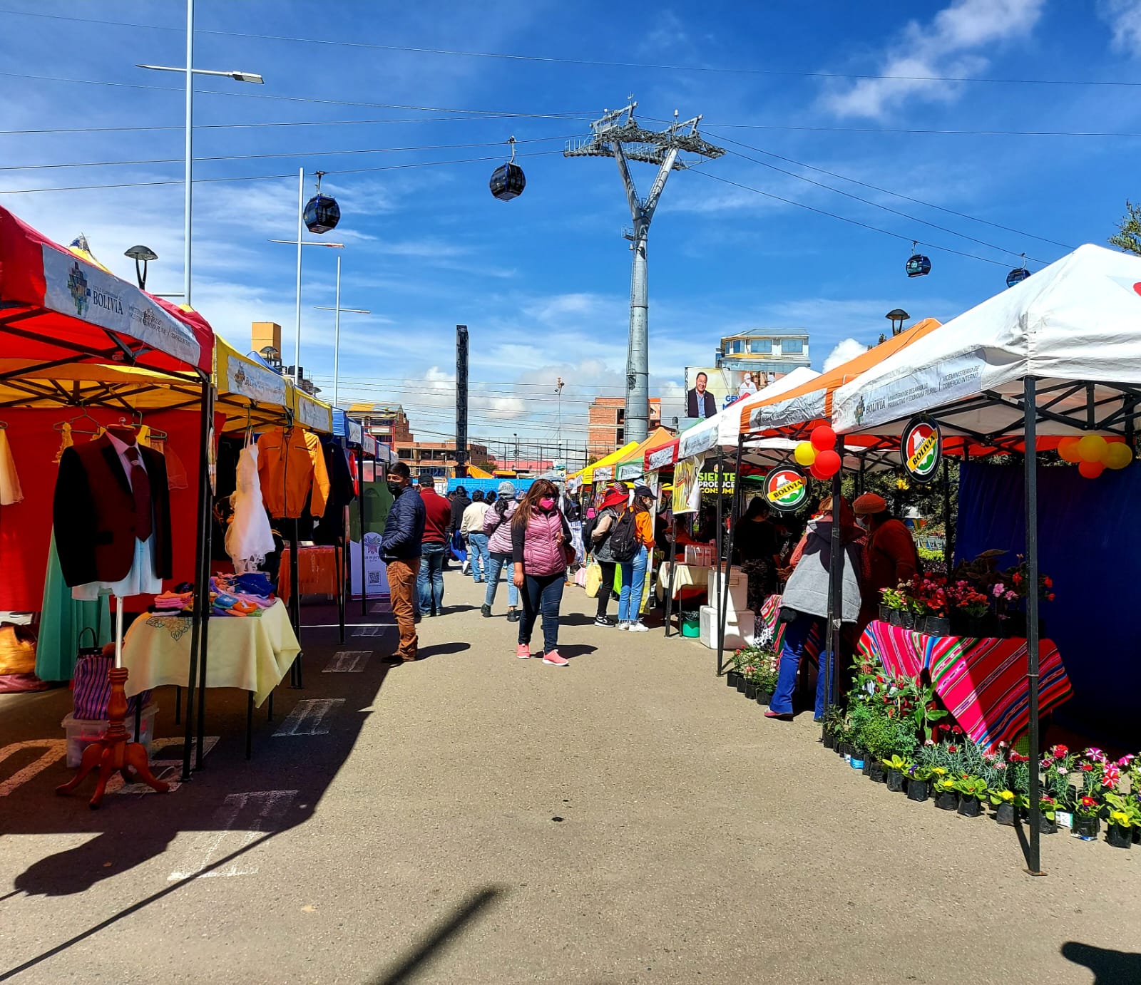 Festival consume lo nuestro 'Apoyando la Reactivación Económica' apoya a unidades productivas de El Alto