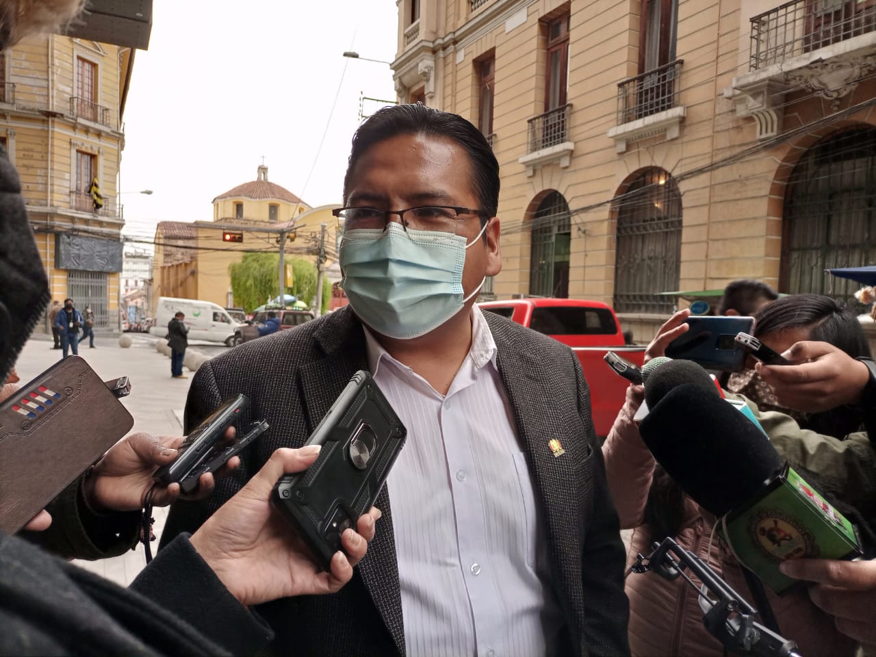 Diputado Jauregui denuncia que Jeanine Áñez pretende dilatar proceso investigativo