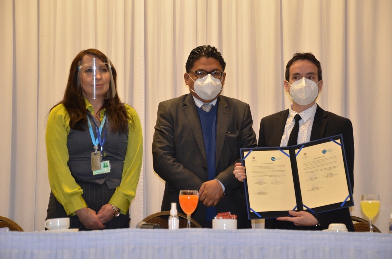 Ministerio de Justicia y la Iniciativa de Transparencia Pesquera (FiTI) firman acuerdo de cooperación